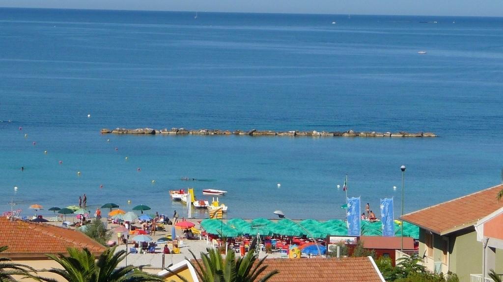 Favola Di Continentsardinia Apartment Alghero Ruang foto